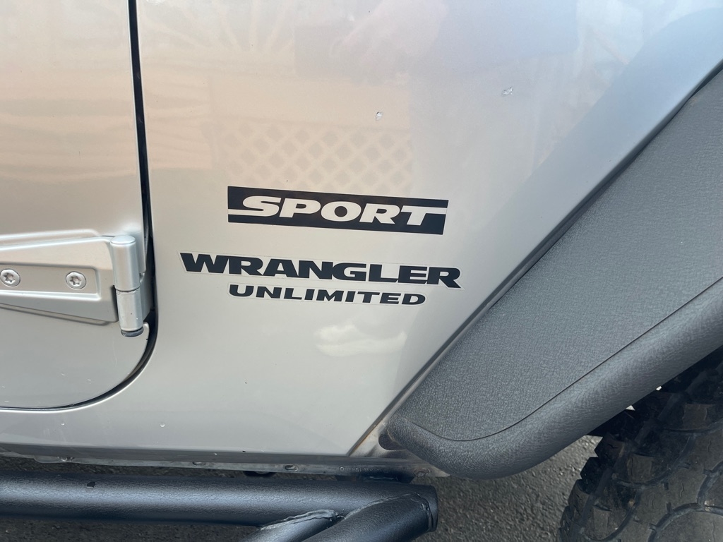 Jeep Wrangler Unlimited 4WD 4dr Sport 2012