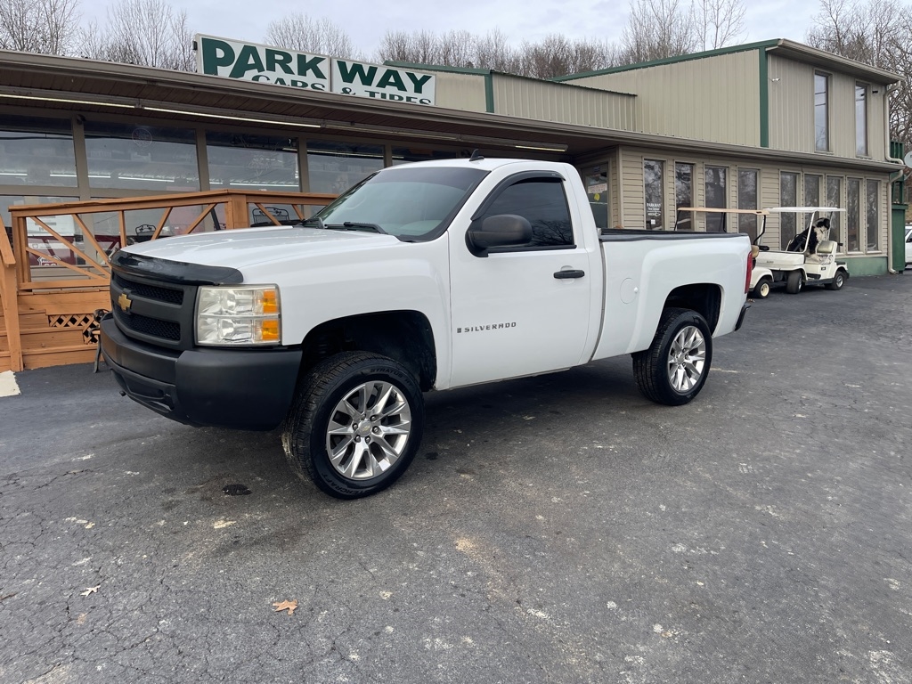 Chevrolet Silverado 1500 2WD Reg Cab 119.0" Work Truck 2007