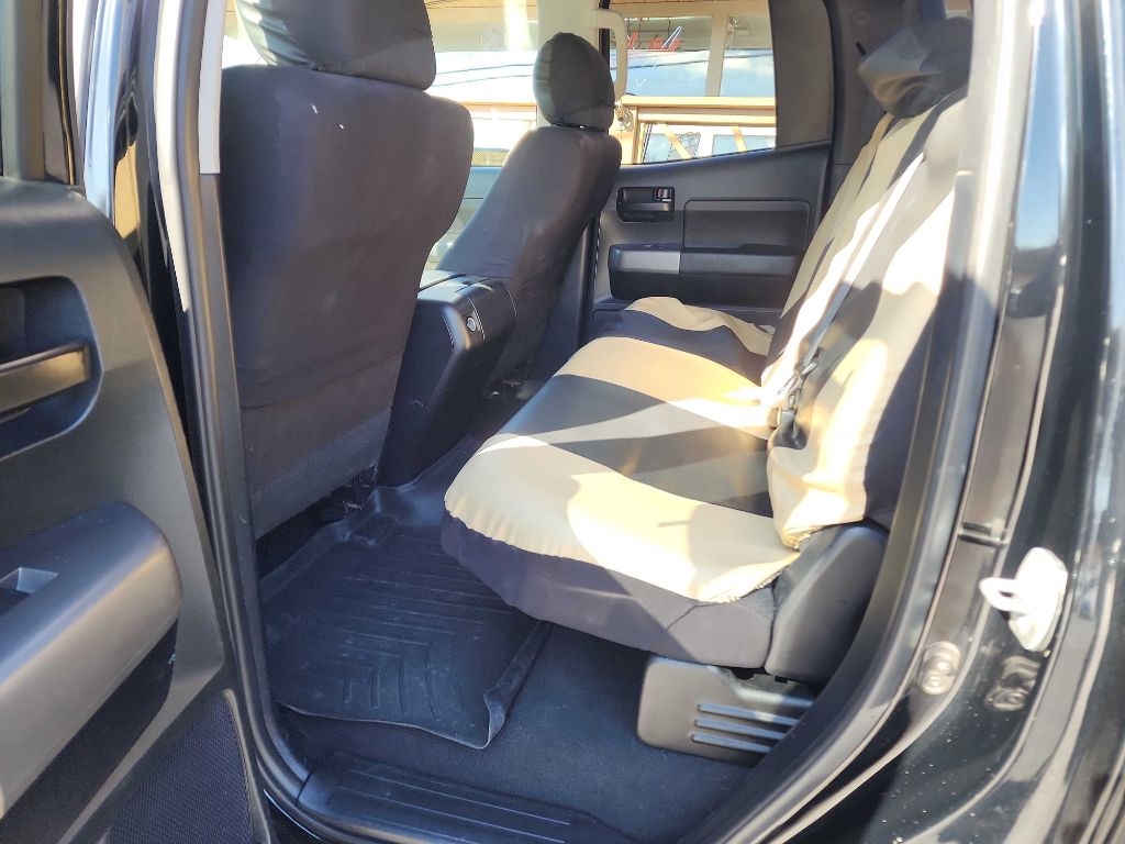 Toyota Tundra 4WD Truck Dbl 5.7L FFV V8 6-Spd AT (Natl) 2011