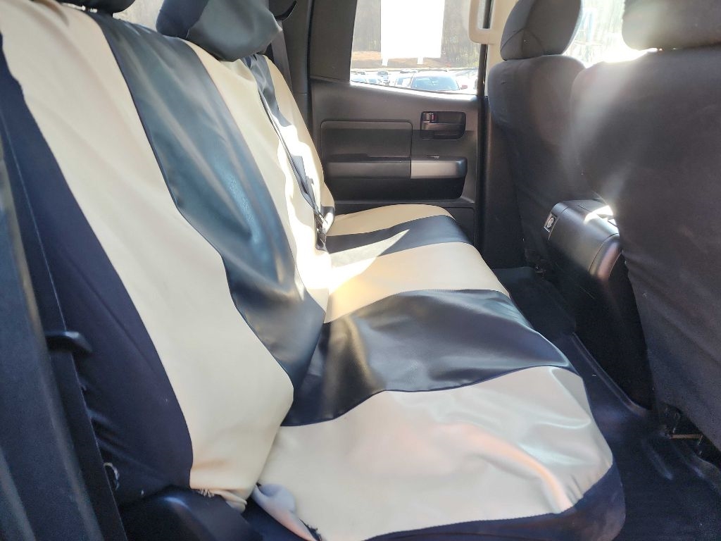 Toyota Tundra 4WD Truck Dbl 5.7L FFV V8 6-Spd AT (Natl) 2011