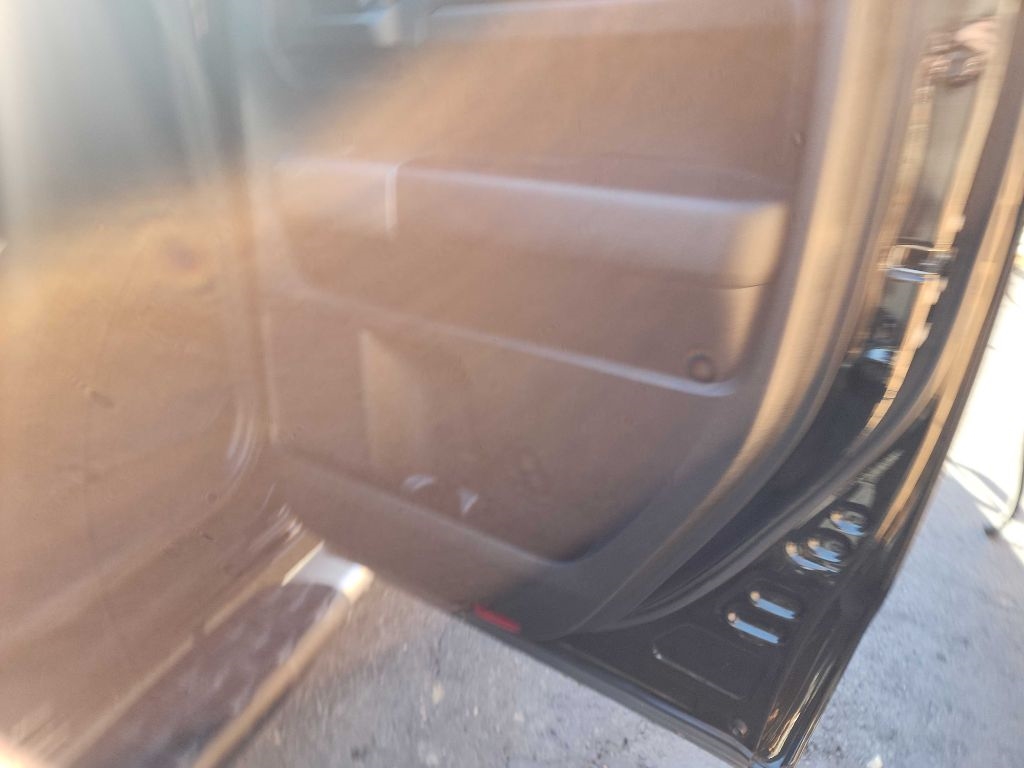 Toyota Tundra 4WD Truck Dbl 5.7L FFV V8 6-Spd AT (Natl) 2011