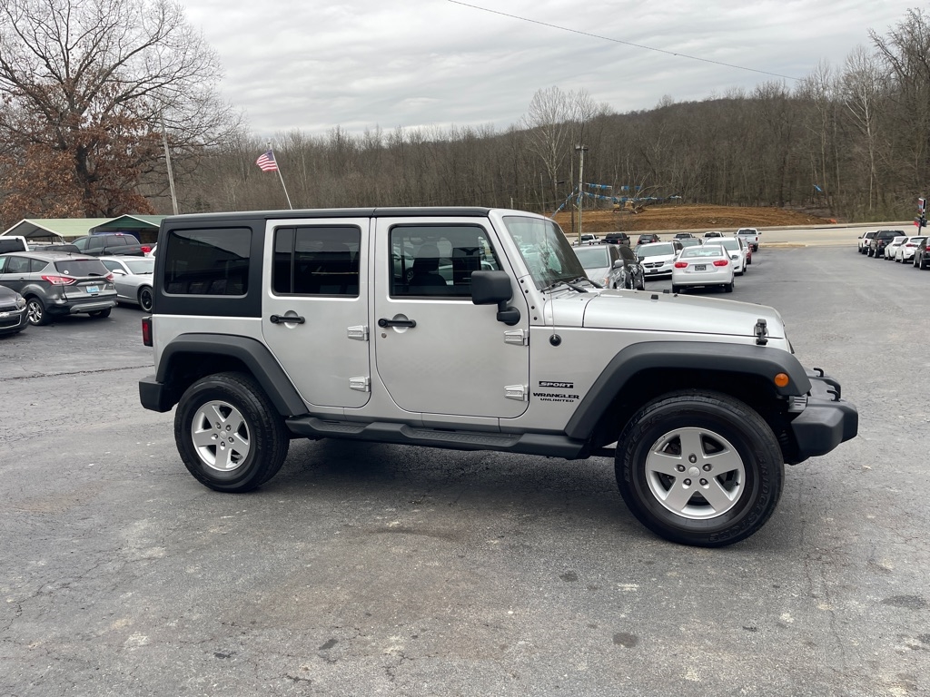 Jeep Wrangler Unlimited 4WD 4dr Sport 2012
