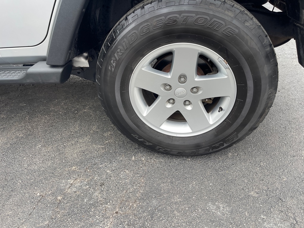 Jeep Wrangler Unlimited 4WD 4dr Sport 2012