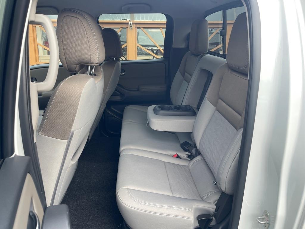 Nissan Frontier Crew Cab 4x2 SV Auto Long Bed 2022