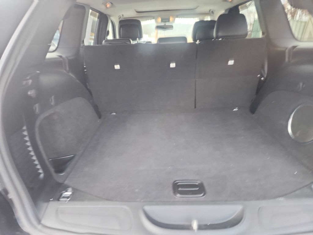 Jeep Grand Cherokee 4WD 4dr Laredo 2013