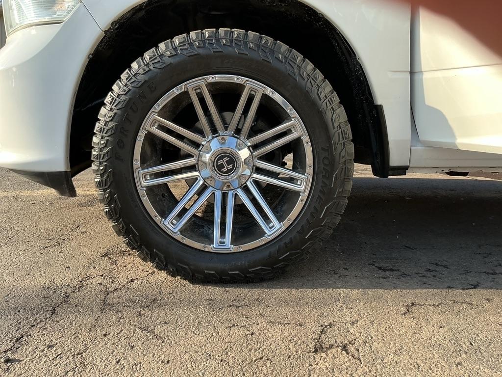 RAM 1500 Express 4x4 Crew Cab 5'7" Box 2018