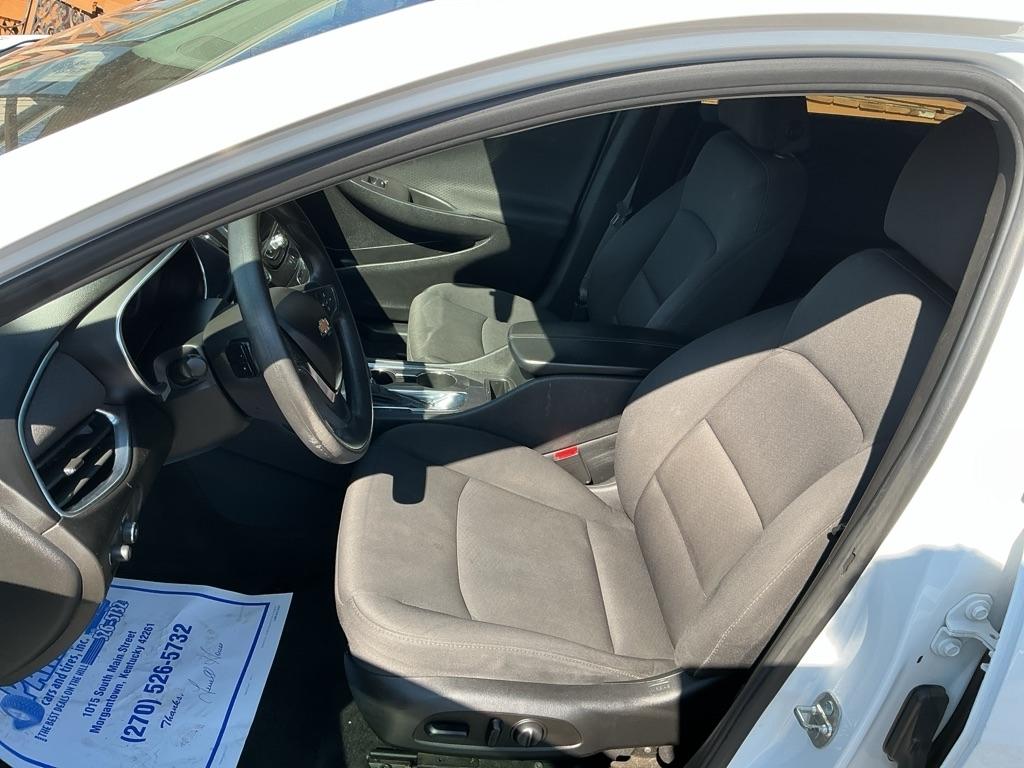 Chevrolet Malibu 4dr Sdn LT 2020