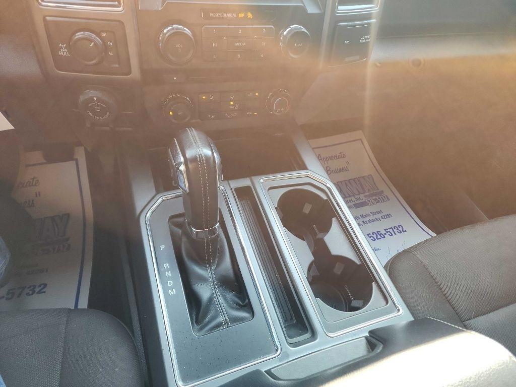 Ford F-150 XLT SuperCrew Short Bed 4WD 2018