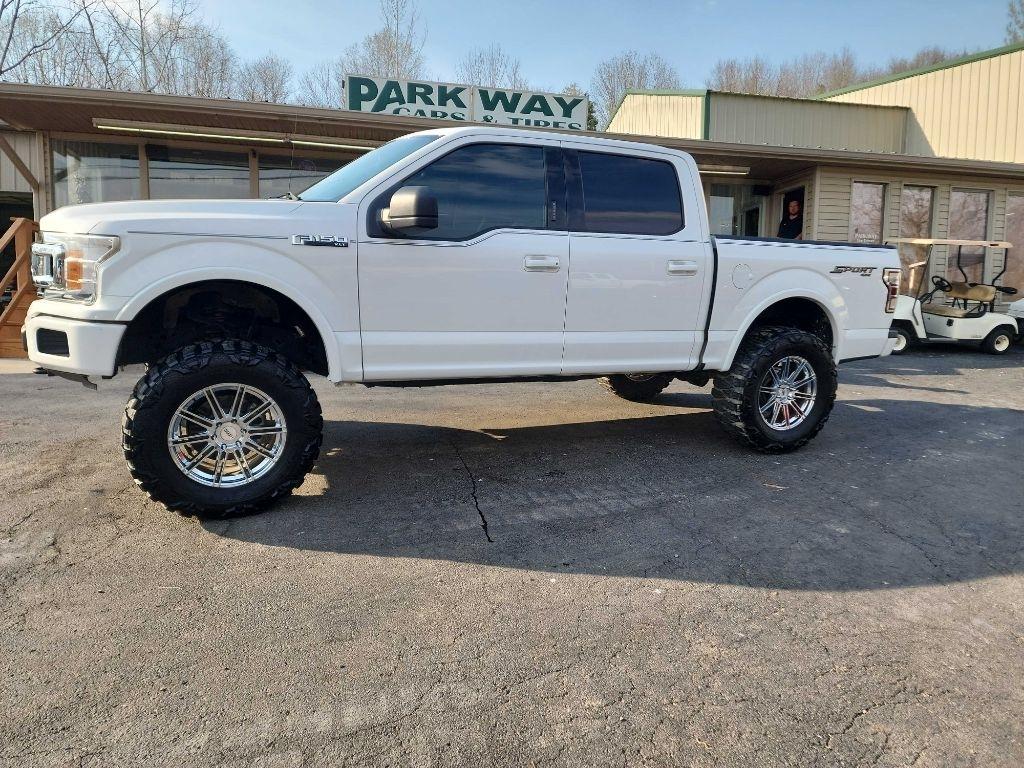 Ford F-150 XLT SuperCrew Short Bed 4WD 2018
