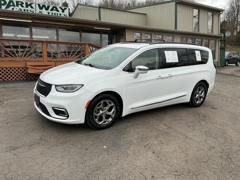 Chrysler Pacifica Limited FWD 2022
