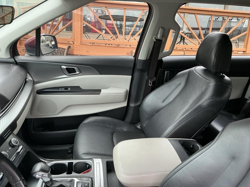 Kia Carnival LXS FWD 2022