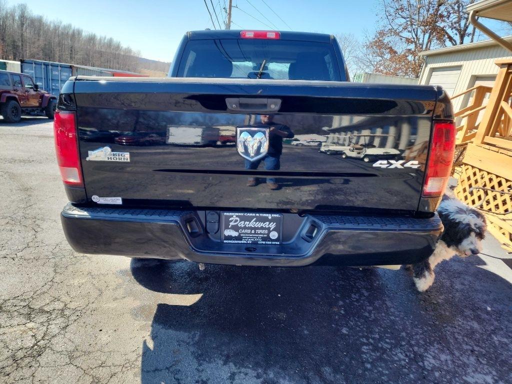 RAM 1500 4WD Crew Cab 140.5" Tradesman 2014