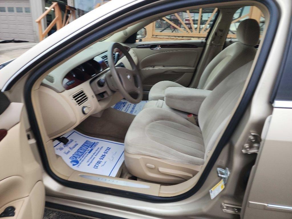 Buick Lucerne 4dr Sdn CX 2006