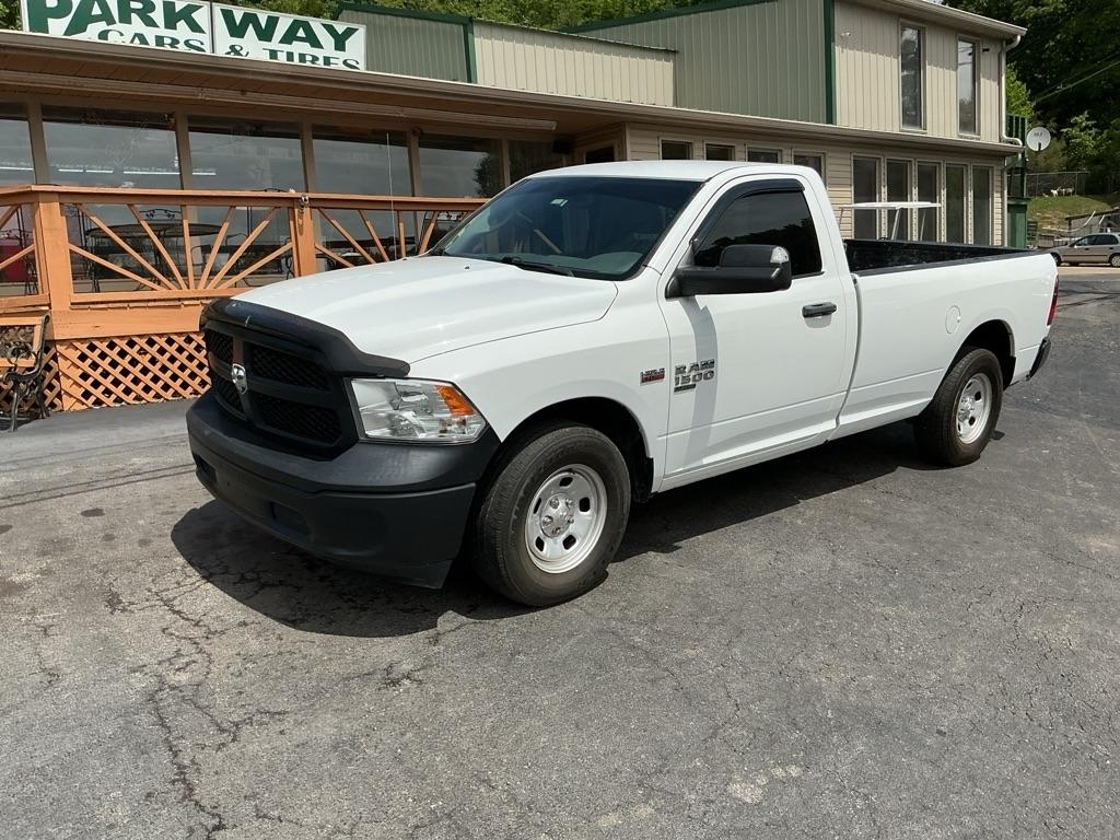 RAM 1500 Classic Tradesman 4x2 Reg Cab 8' Box 2019