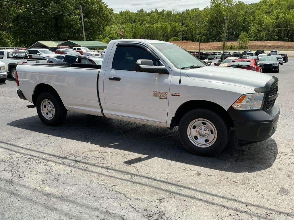RAM 1500 Classic Tradesman 4x2 Reg Cab 8' Box 2019