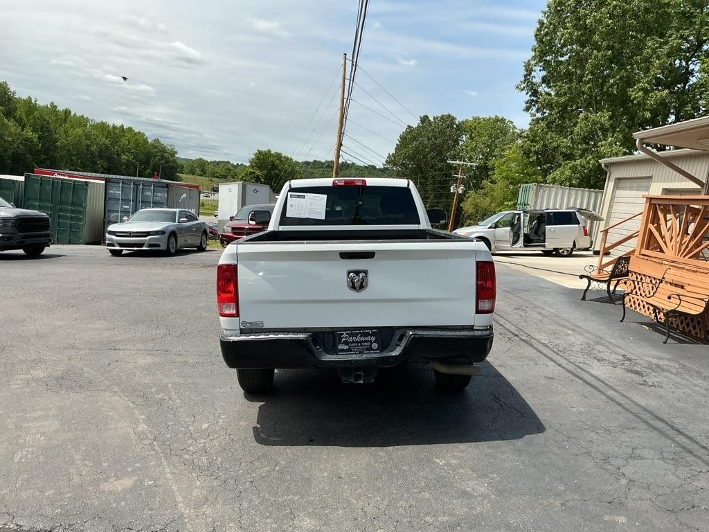 RAM 1500 Classic Tradesman 4x2 Reg Cab 8' Box 2019