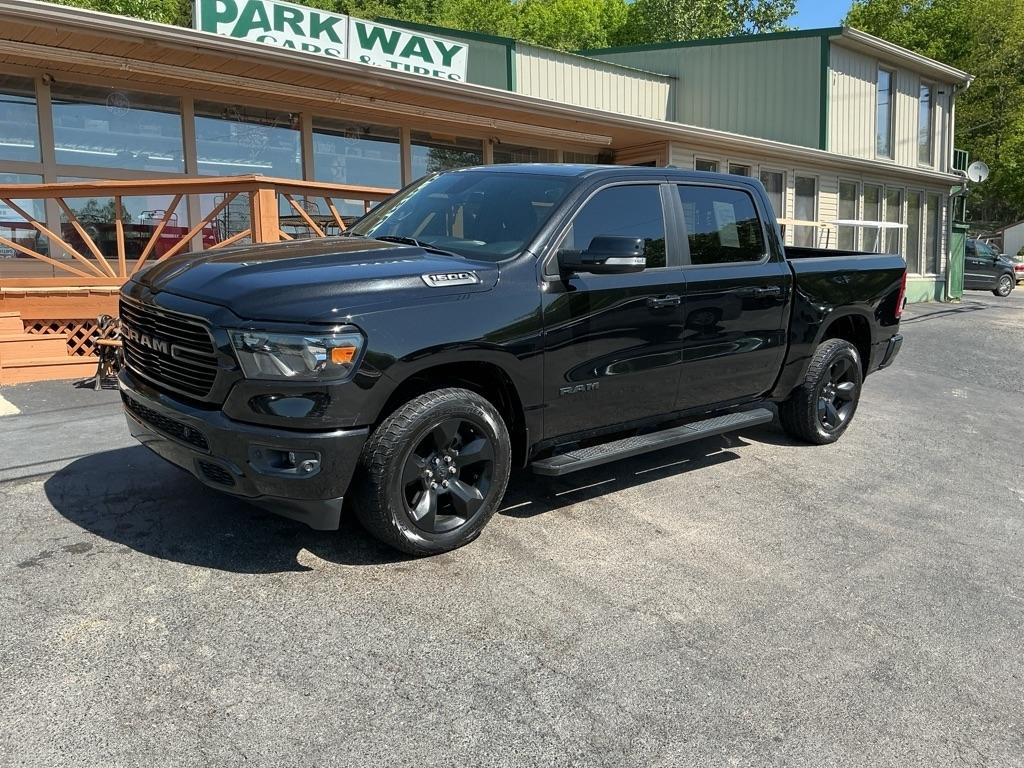 RAM 1500 Big Horn/Lone Star 4x4 Crew Cab 5'7" Box 2019