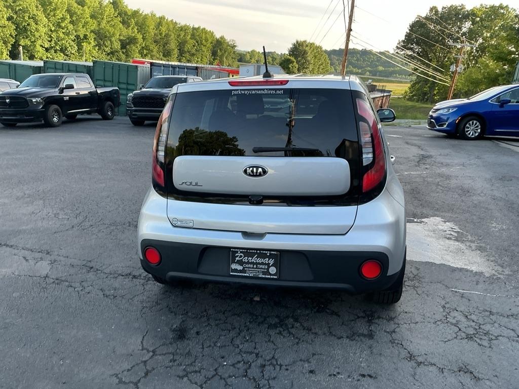 Kia Soul Base Manual 2019