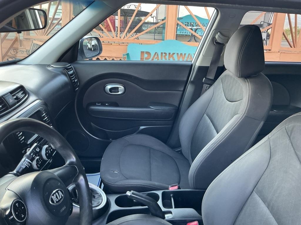 Kia Soul Base Manual 2019