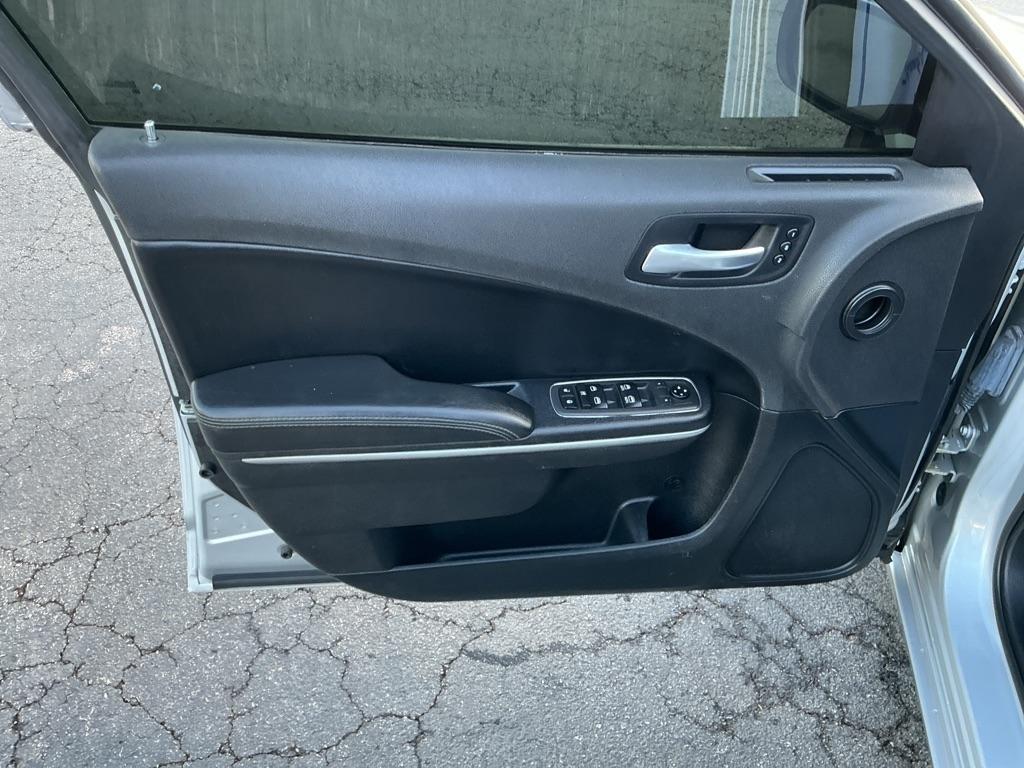 Dodge Charger SXT RWD 2021