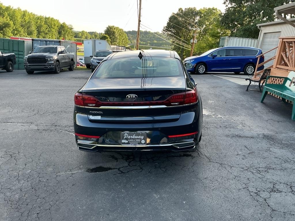 Kia Cadenza Limited Sedan 2020
