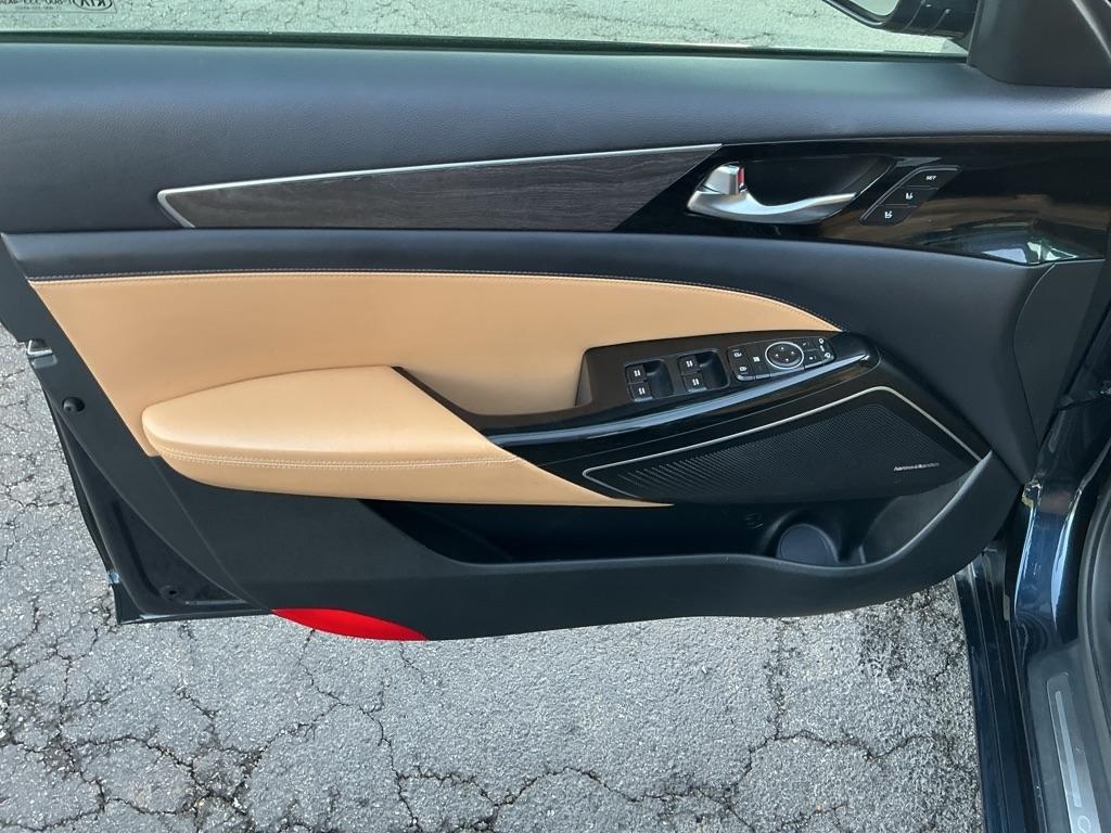 Kia Cadenza Limited Sedan 2020