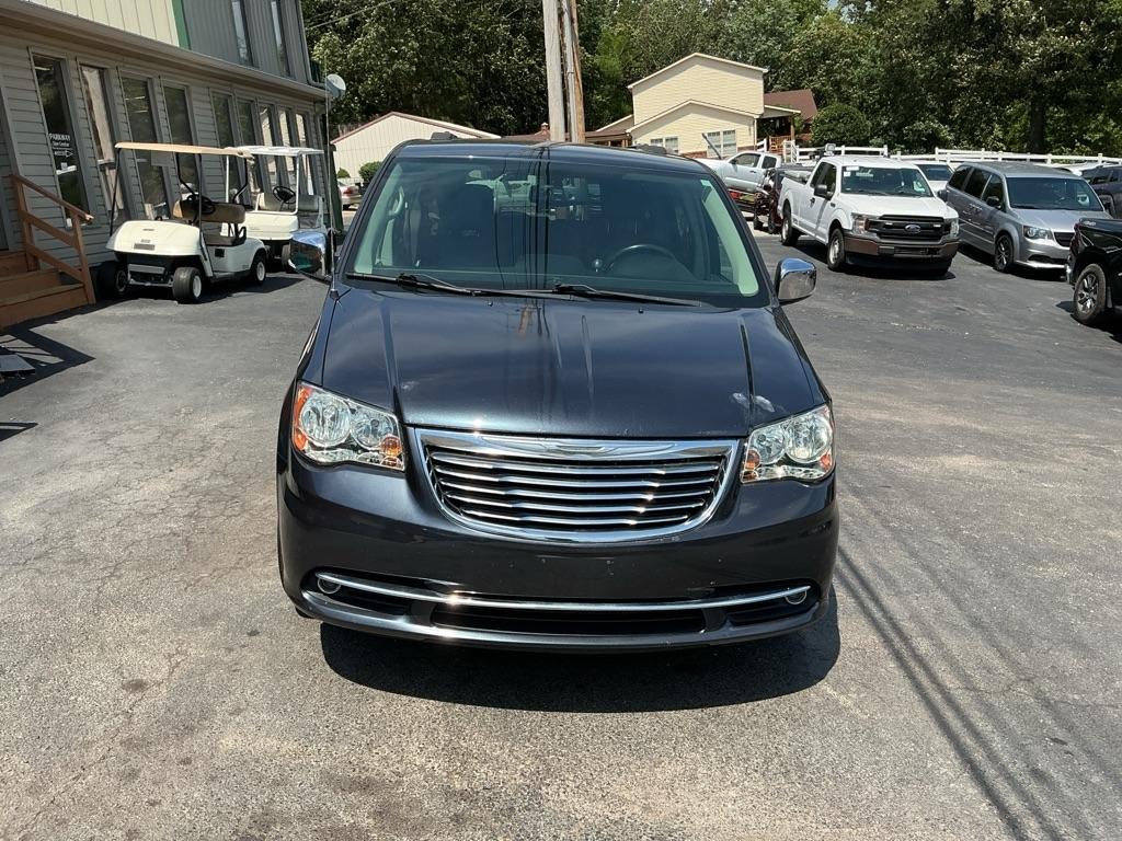 Chrysler Town & Country 4dr Wgn Touring-L 2013