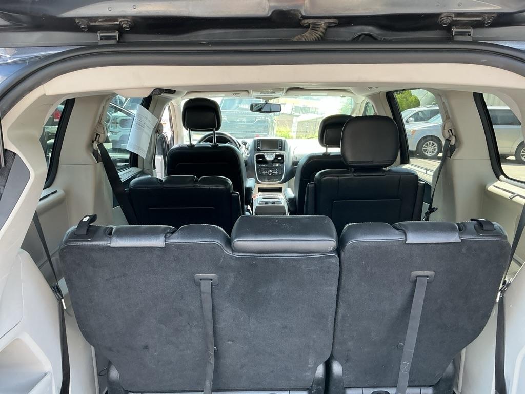 Chrysler Town & Country 4dr Wgn Touring-L 2013