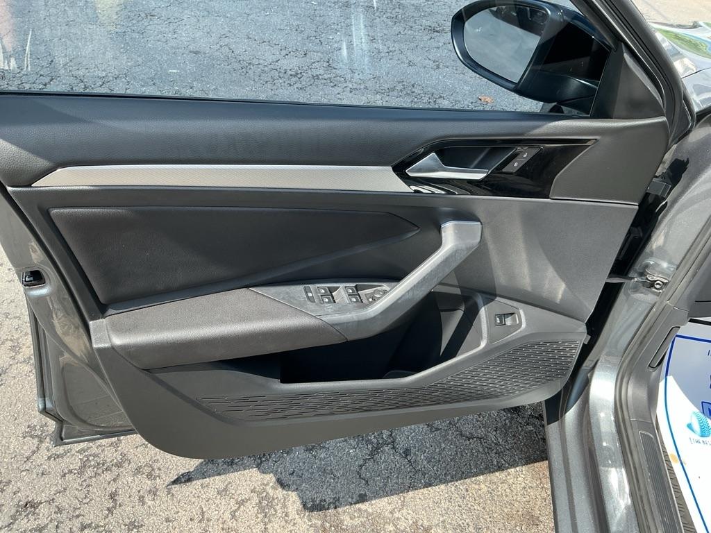 Volkswagen Jetta R-Line Auto w/SULEV 2019