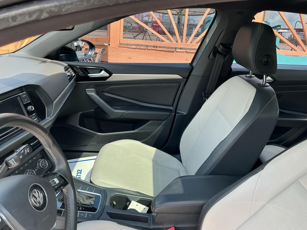 Volkswagen Jetta R-Line Auto w/SULEV 2019