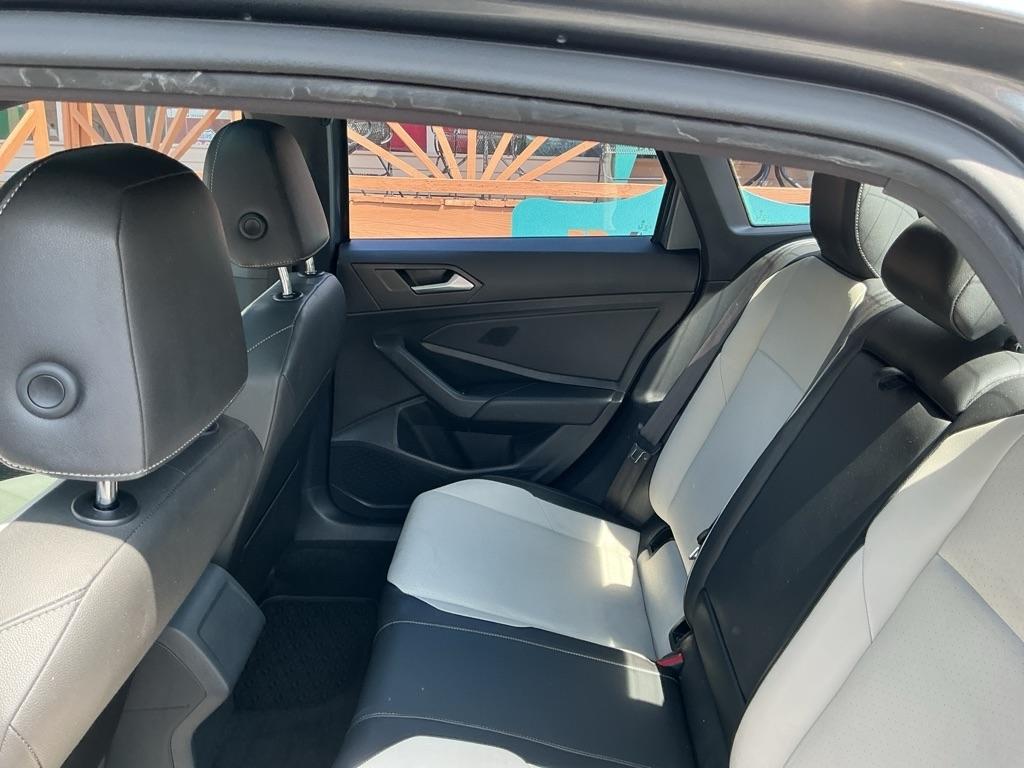 Volkswagen Jetta R-Line Auto w/SULEV 2019