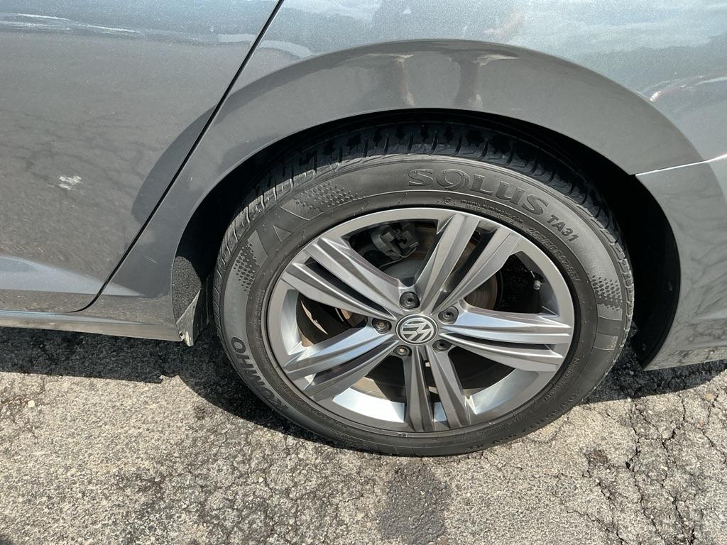 Volkswagen Jetta R-Line Auto w/SULEV 2019