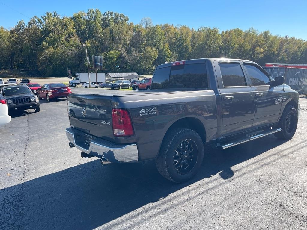 RAM 1500 4WD Crew Cab 140.5" Big Horn 2014