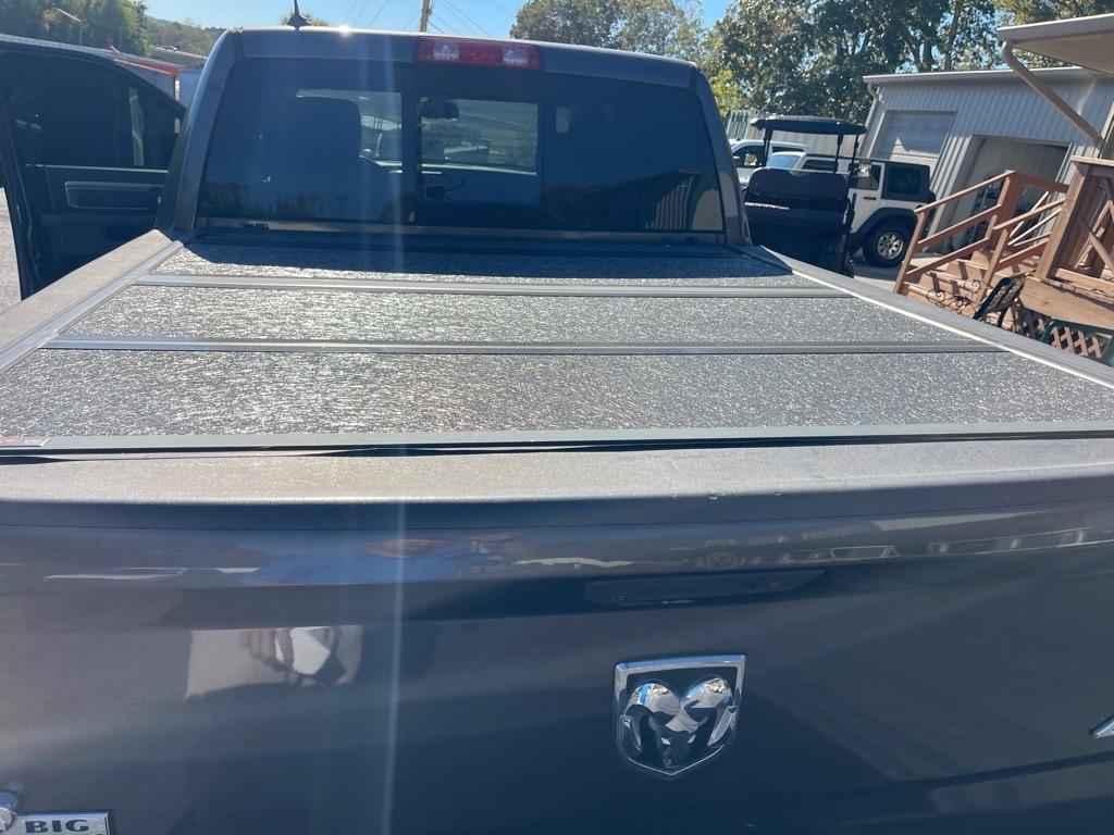 RAM 1500 4WD Crew Cab 140.5" Big Horn 2014