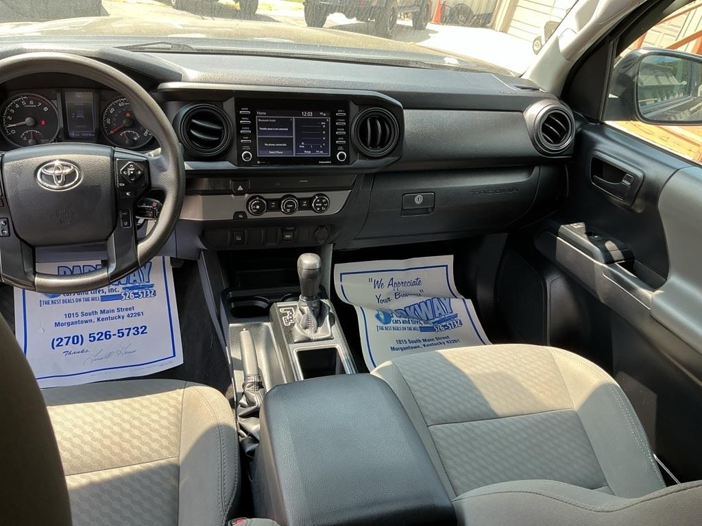 Toyota Tacoma 2WD SR5 Double Cab 5' Bed I4 AT (Natl) 2020