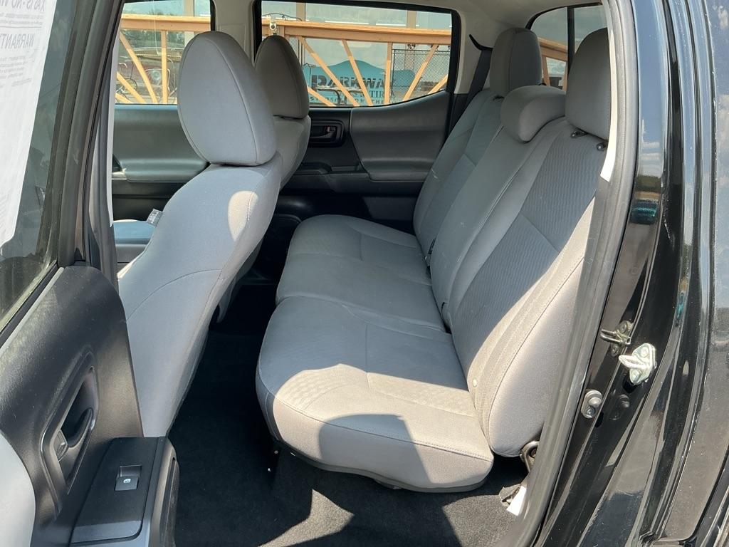 Toyota Tacoma 2WD SR5 Double Cab 5' Bed I4 AT (Natl) 2020