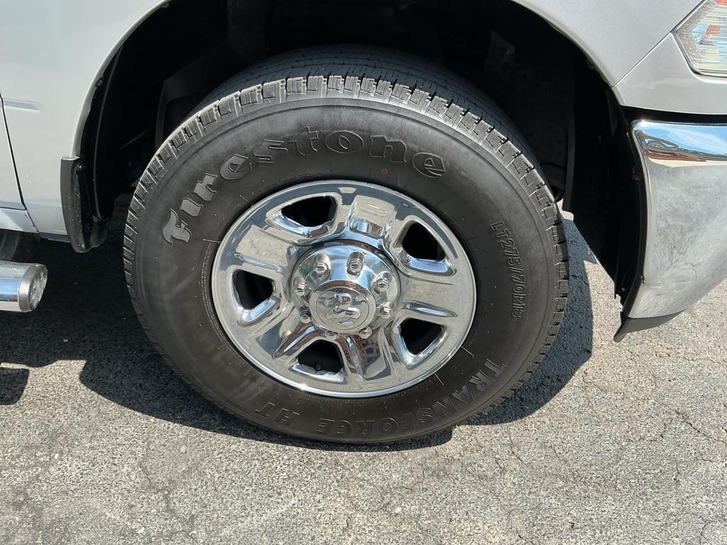 RAM 2500 SLT 4x2 Crew Cab 6'4" Box 2017