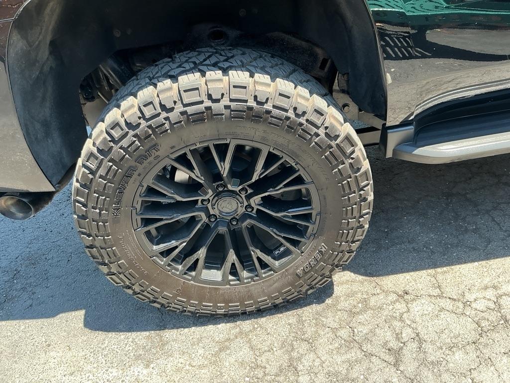 Chevrolet Tahoe 4WD 4dr LS 2019