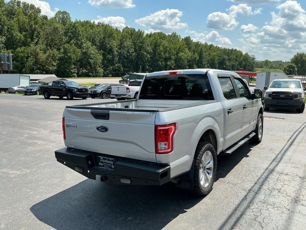 Ford F-150 4WD SuperCrew 145" Lariat 2016