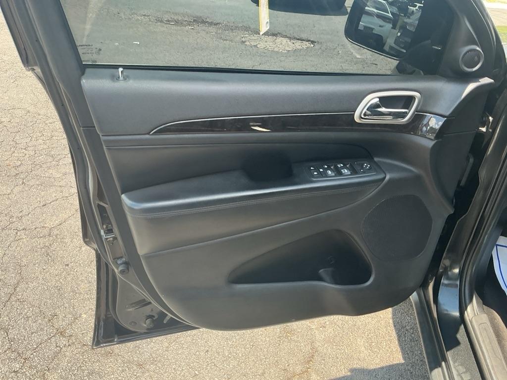 Jeep Grand Cherokee 4WD 4dr Laredo 2013