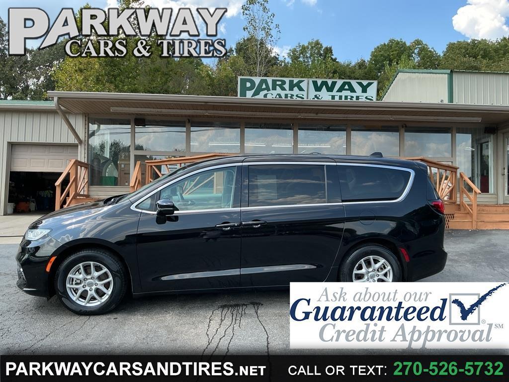 2024 Chrysler Pacifica Touring L FWD
