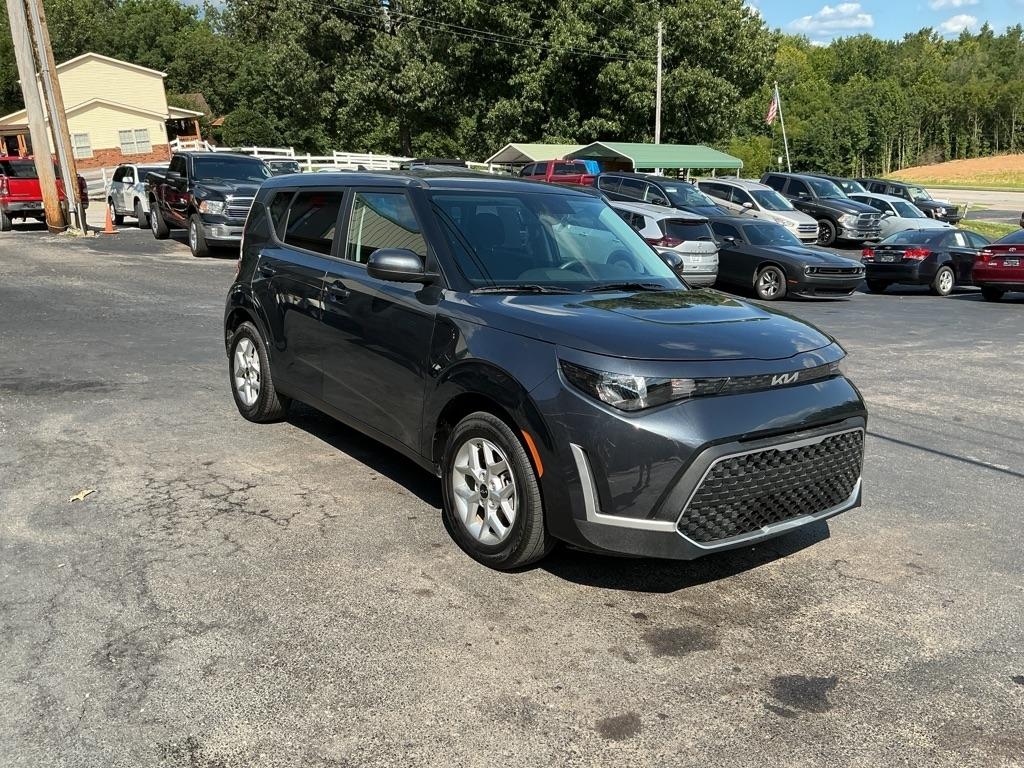 Kia Soul LX FWD 2025