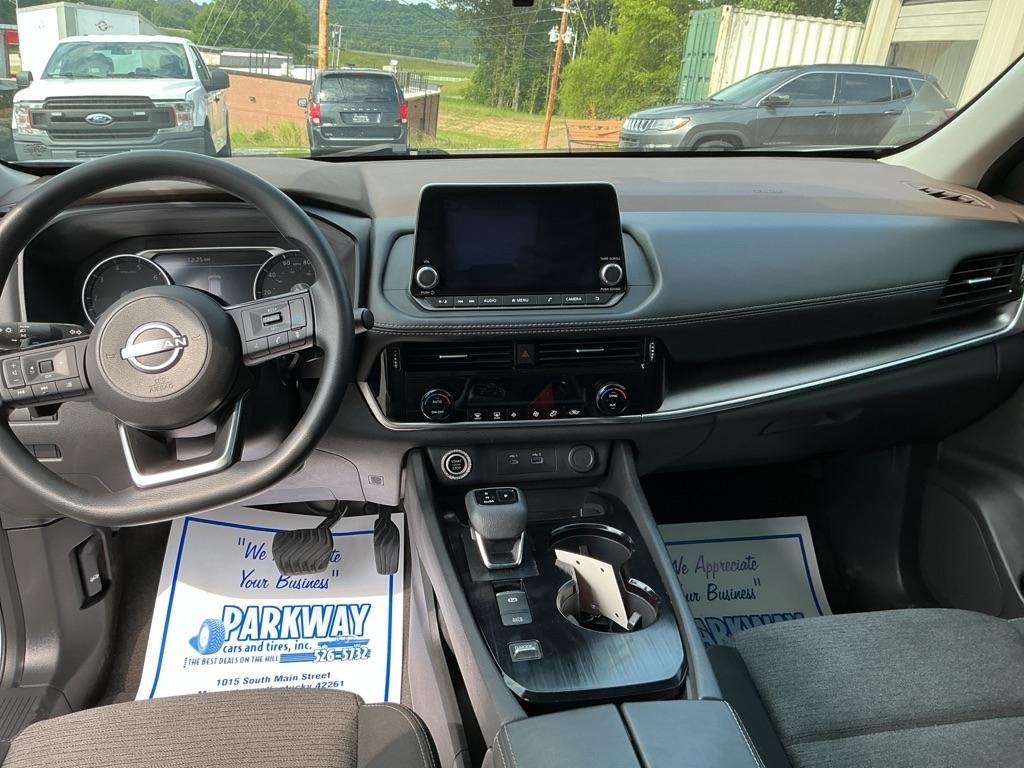 Nissan Rogue FWD SV *Ltd Avail* 2023