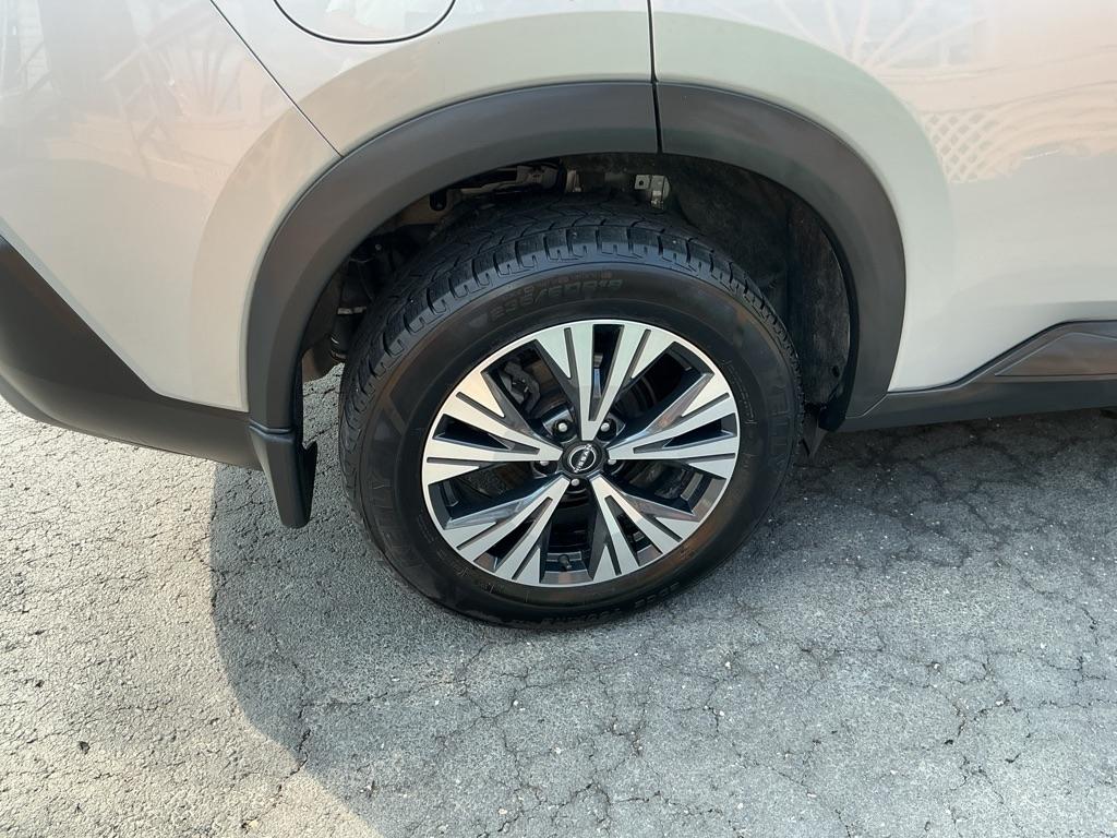 Nissan Rogue FWD SV *Ltd Avail* 2023