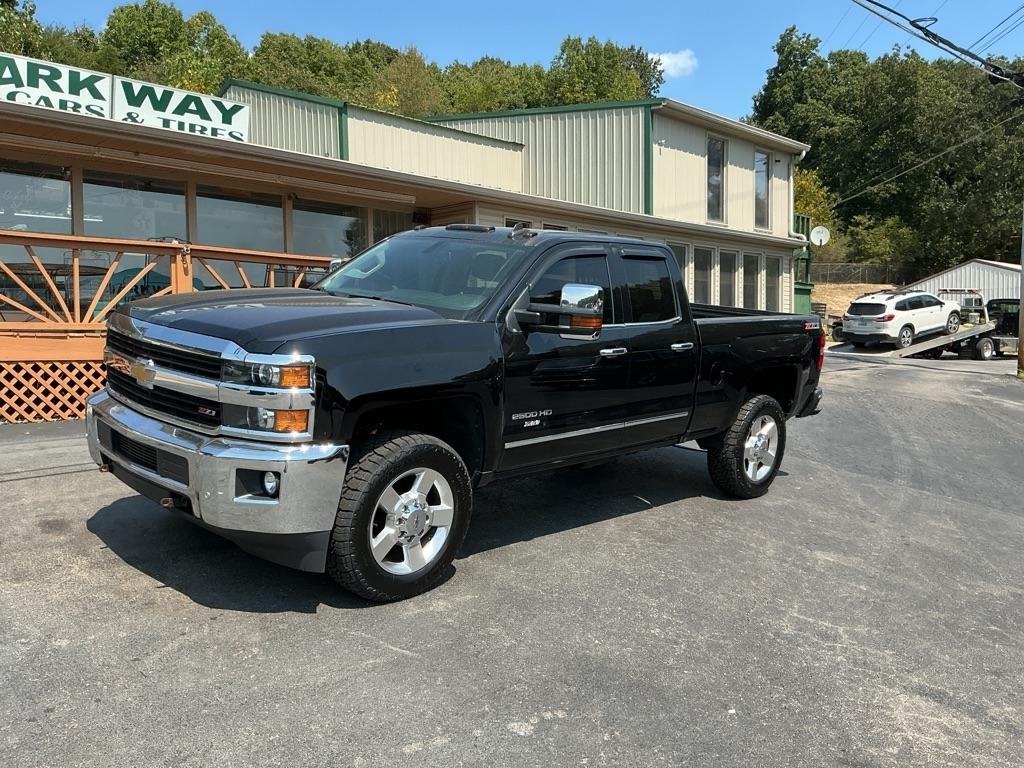 Chevrolet Silverado 2500HD 4WD Double Cab 144.2" LTZ 2016