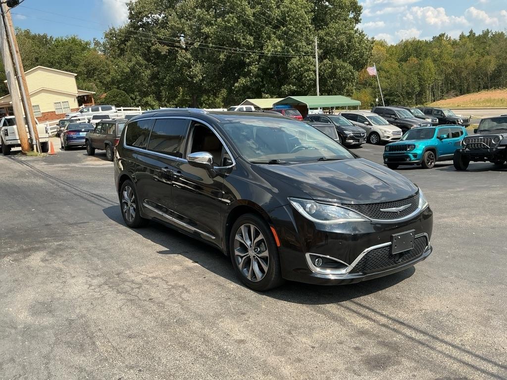 Chrysler Pacifica Limited FWD 2017