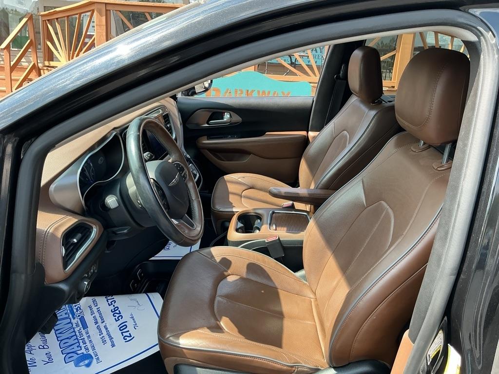 Chrysler Pacifica Limited FWD 2017