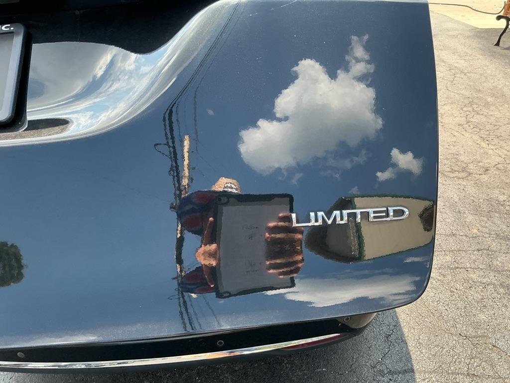 Chrysler Pacifica Limited FWD 2017