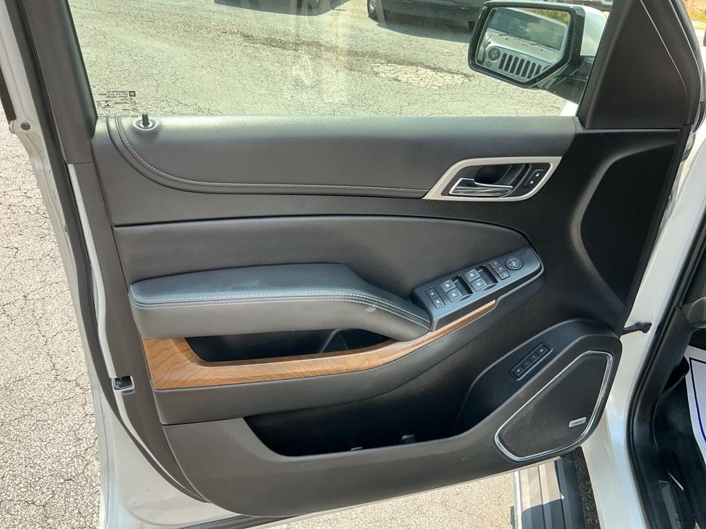 GMC Yukon XL 2WD 4dr Denali 2020