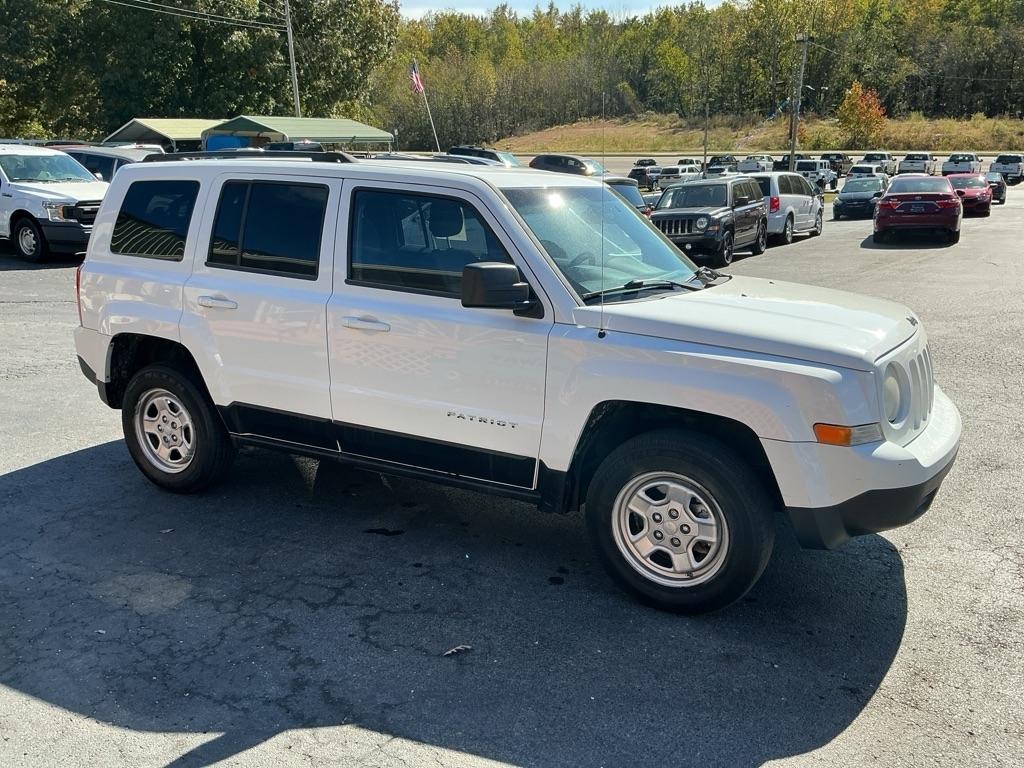 Jeep Patriot FWD 4dr Sport 2014